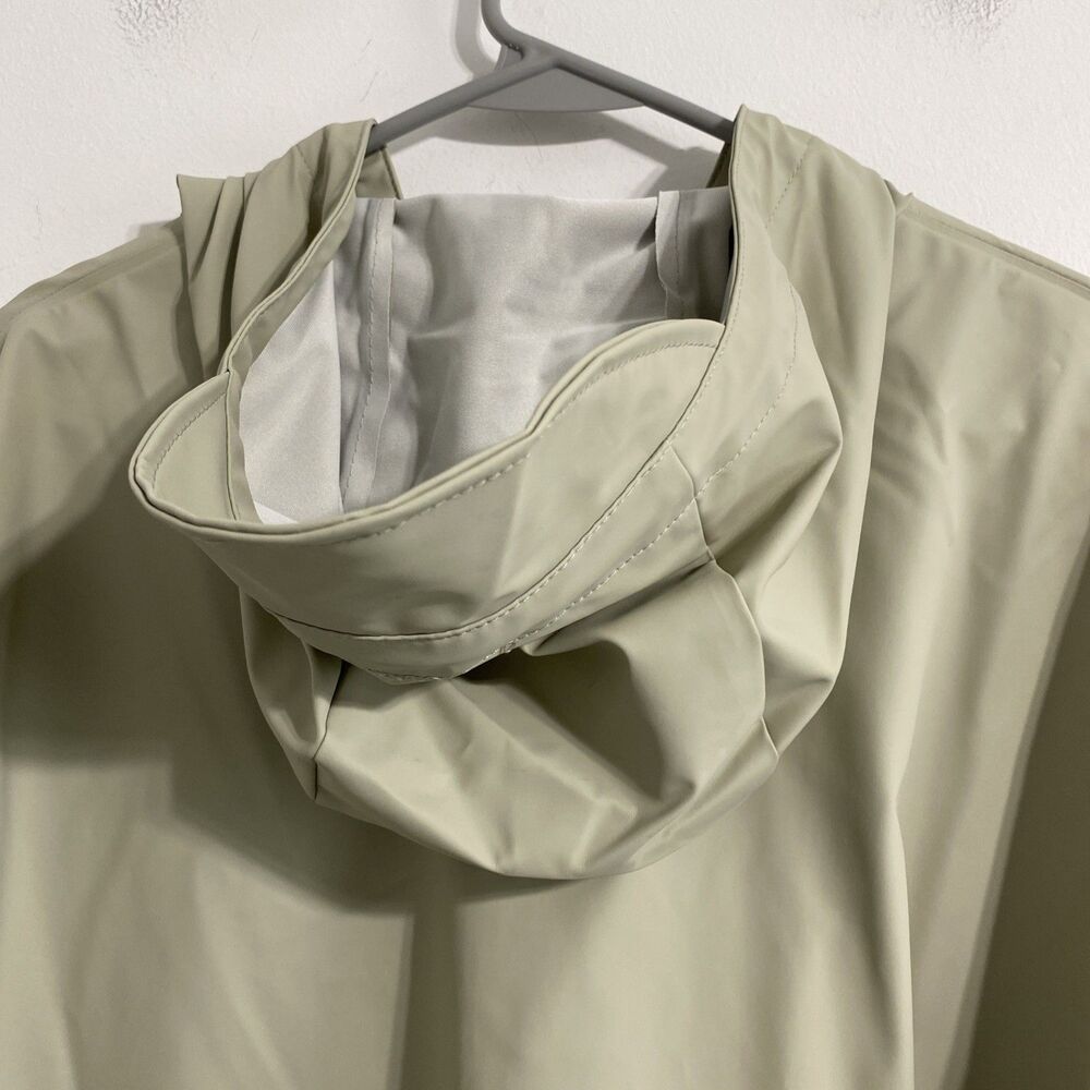 Rains Jacket Unisex Women's Men's L Cement Snap Front Short Hooded Coat NEW - Picture 10 of 16